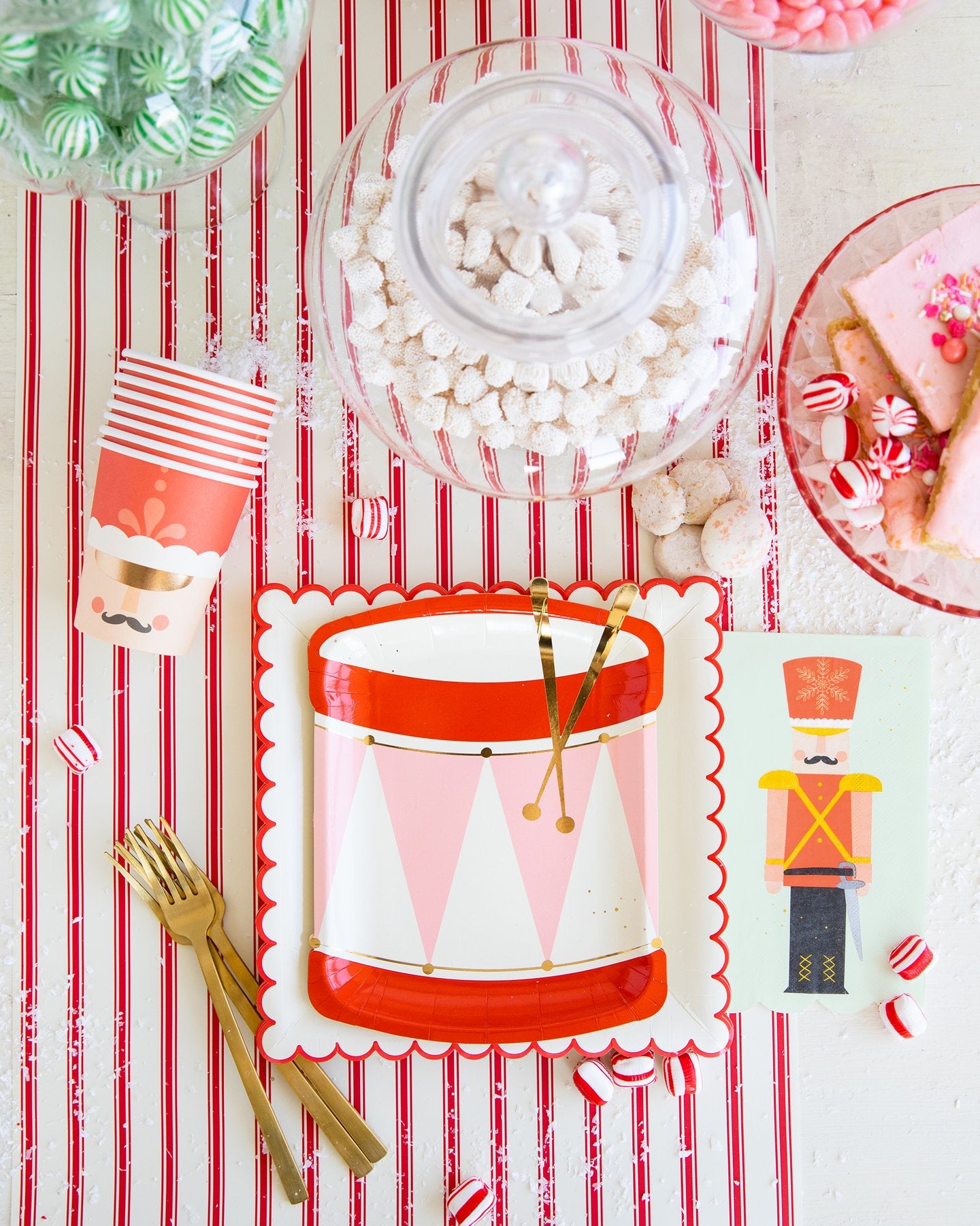 Nutcracker Drum Shaped Plate 9"