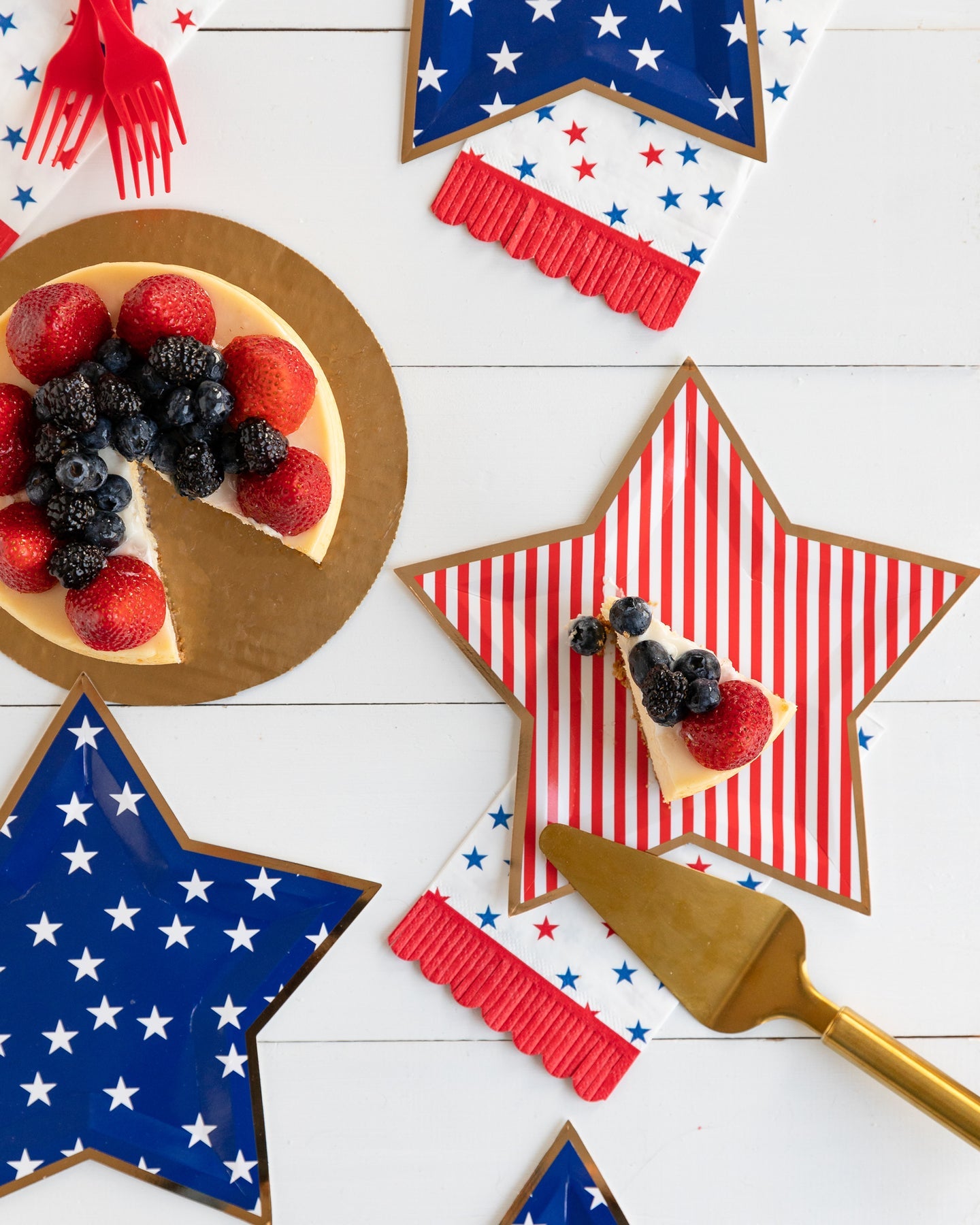 Stars and Stripes Shaped Paper Plate (8)