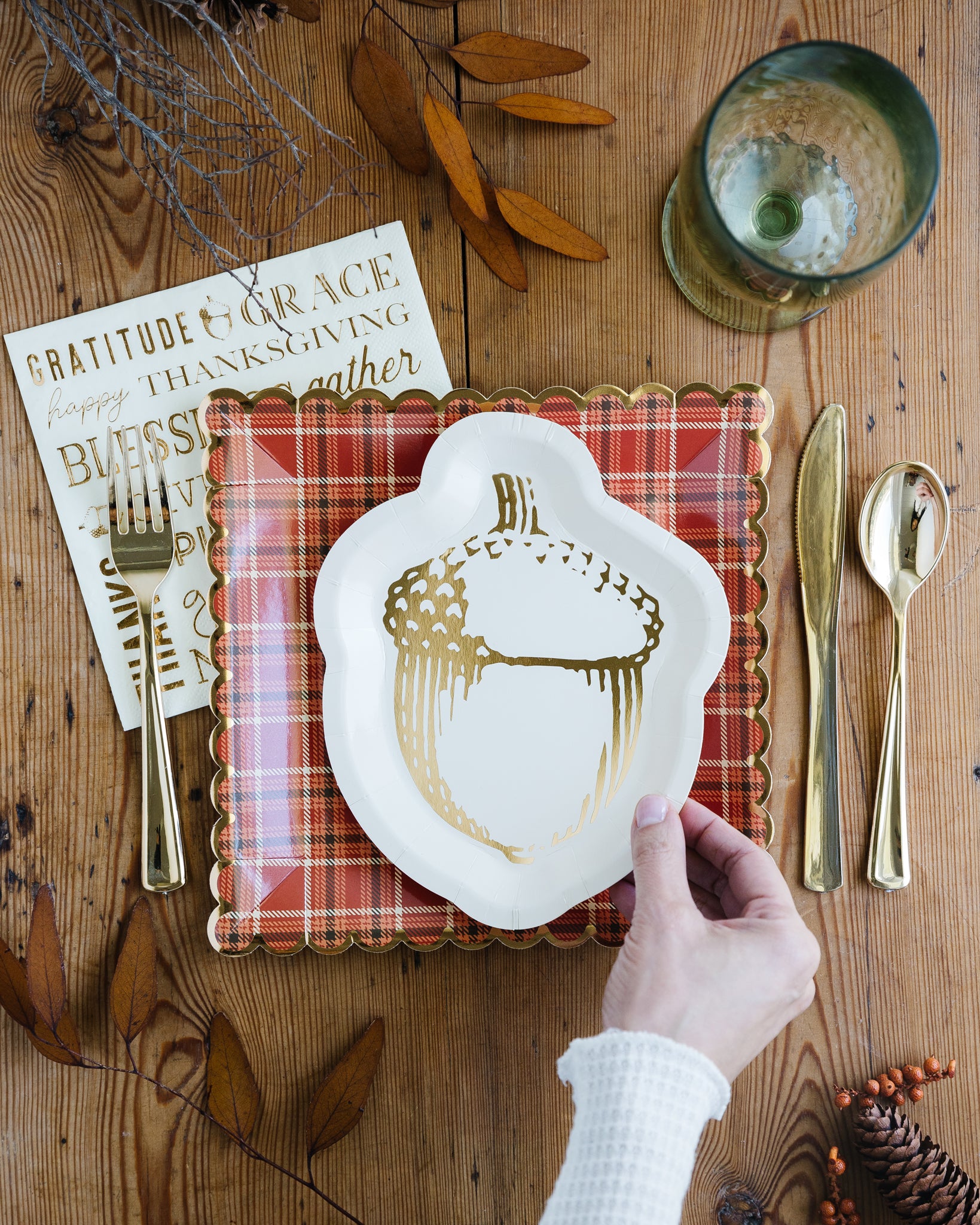 Harvest Plaid 9" Scalloped Dinner Plate (8)