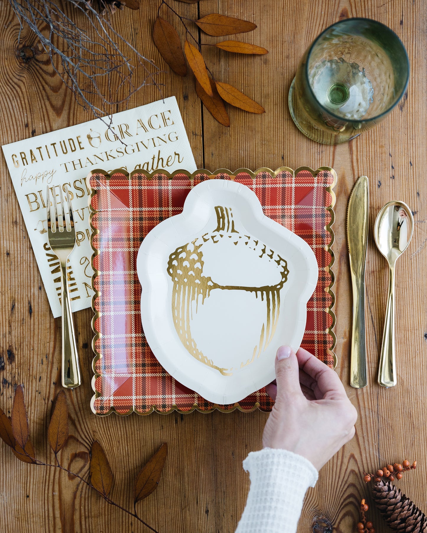 Harvest Plaid 9" Scalloped Dinner Plate (8)