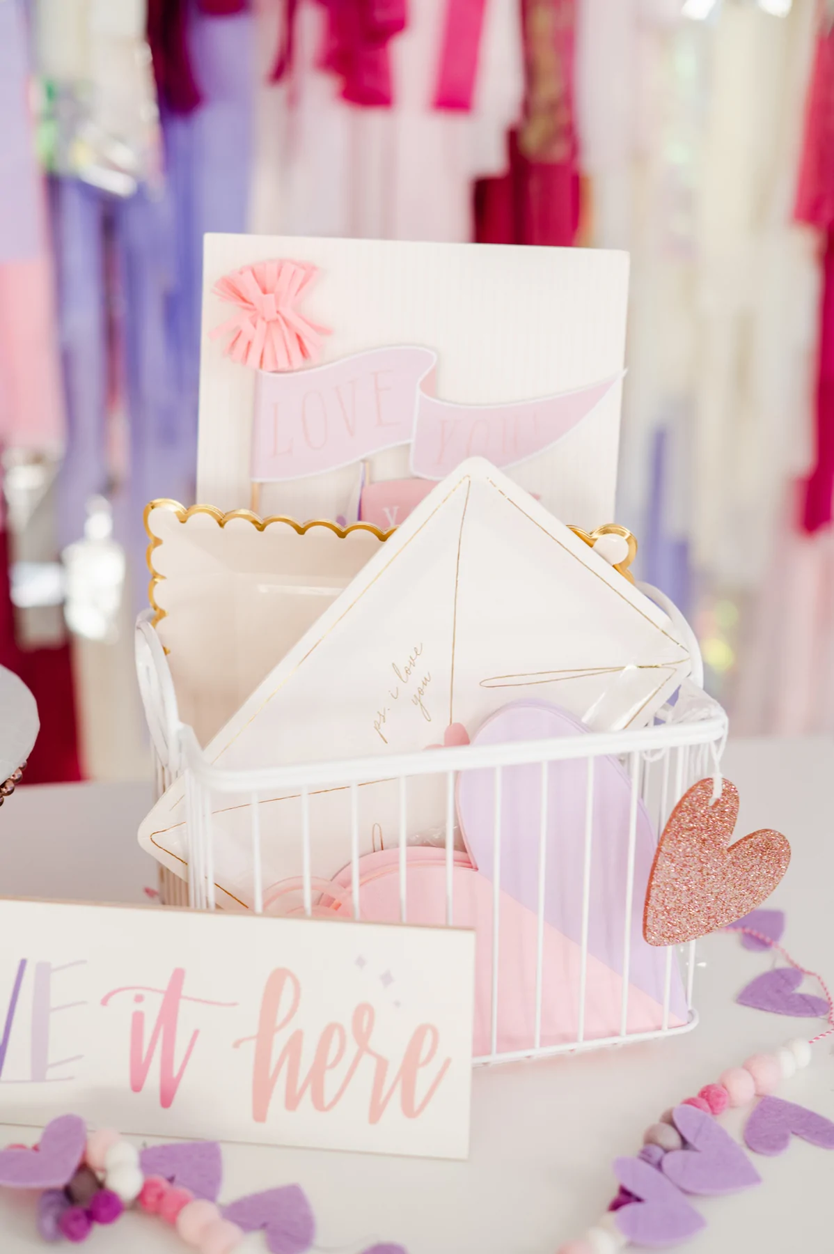 Valentine Love Note Plate - Occasions by Shakira (8)