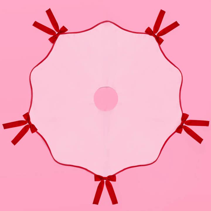 PRESALE: Pretty in Pink Tree Skirt - Wavy Tree Skirt W. Bows