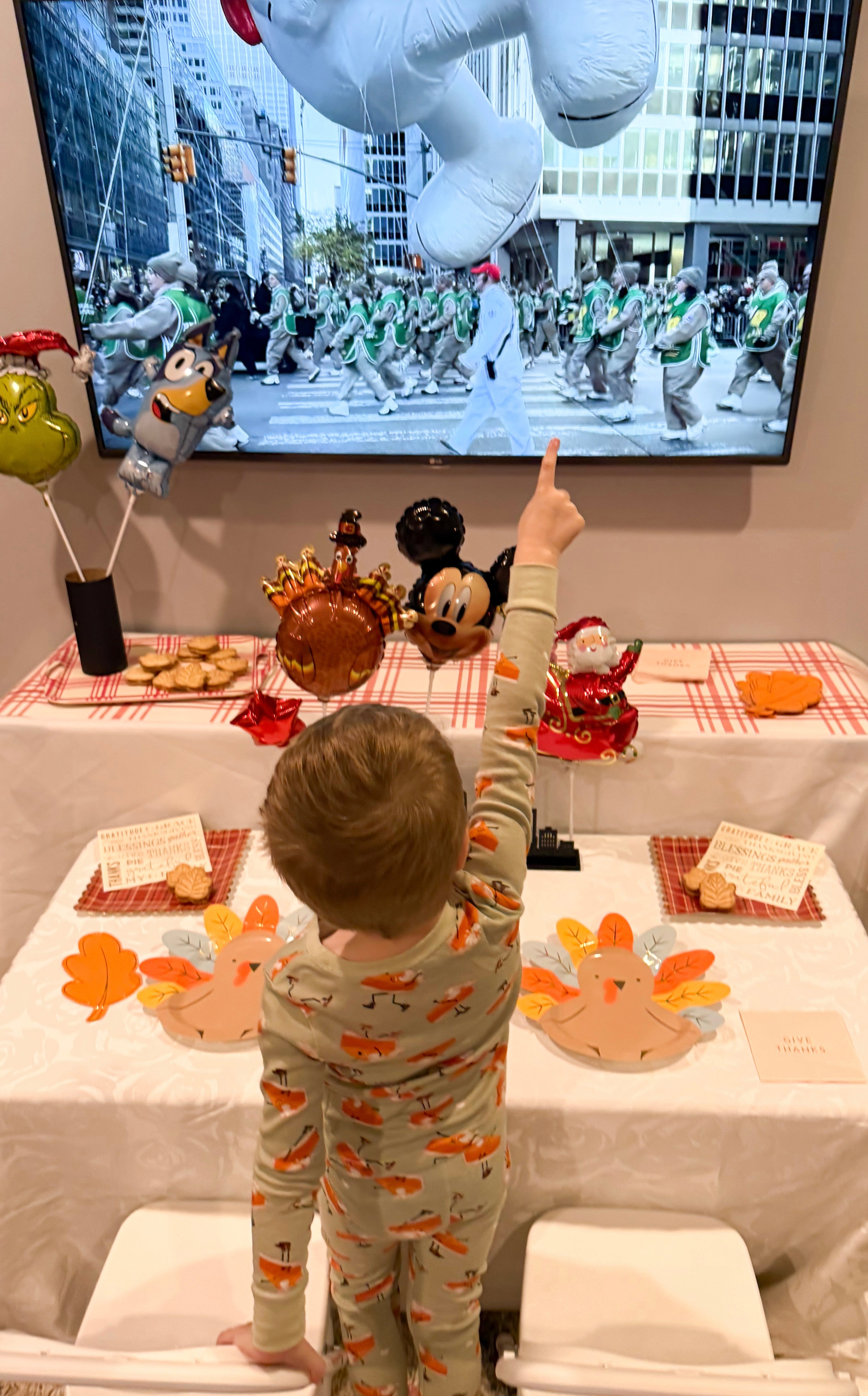 PRESALE: NYC Skyline - Kedziefest Thanksgiving Day Parade Collection