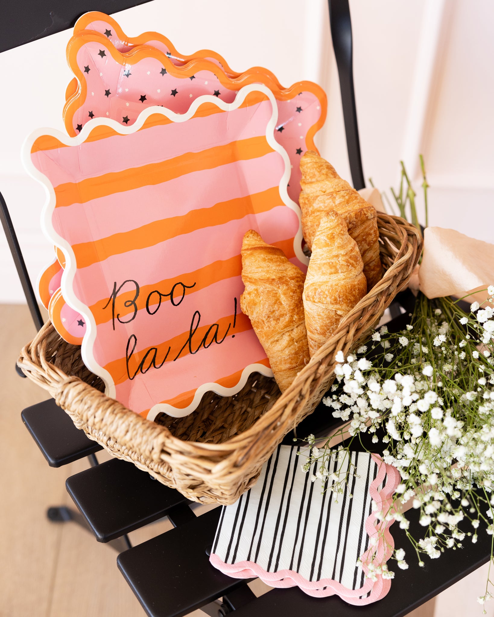 Presale: PINK & ORANGE BOO LA LA PAPER PLATE