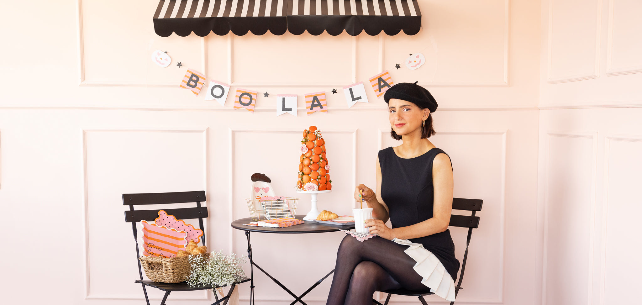 Presale: PINK & ORANGE BOO LA LA PAPER PLATE