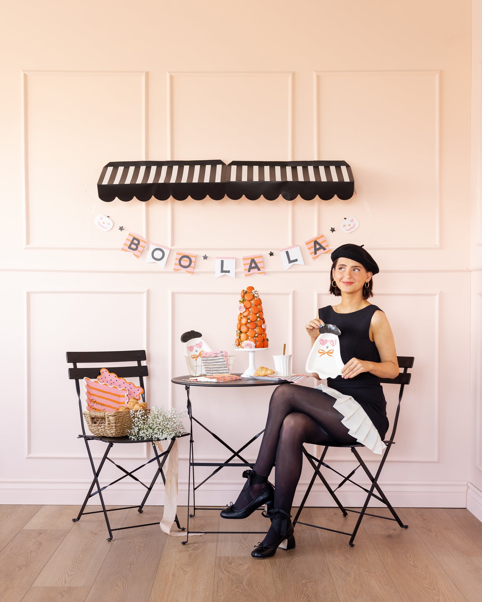 Presale: BOO LA LA GHOST SHAPED PAPER PLATE