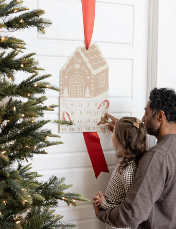 GINGERBREAD HOUSE CANVAS ADVENT CALENDAR