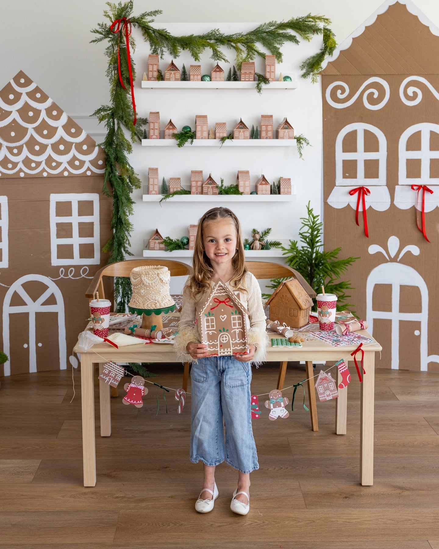 PRESALE: GBD1242 - Ginger House Plate