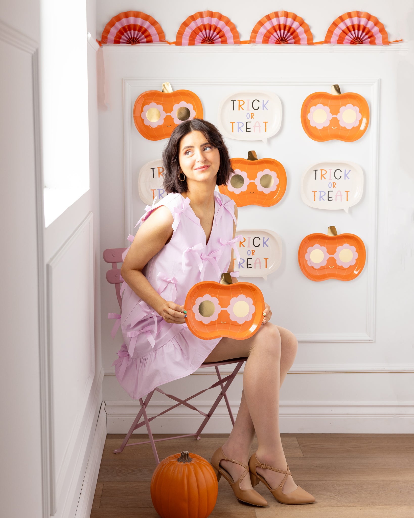 Presale: Groovy Pumpkin Shaped Paper Plate