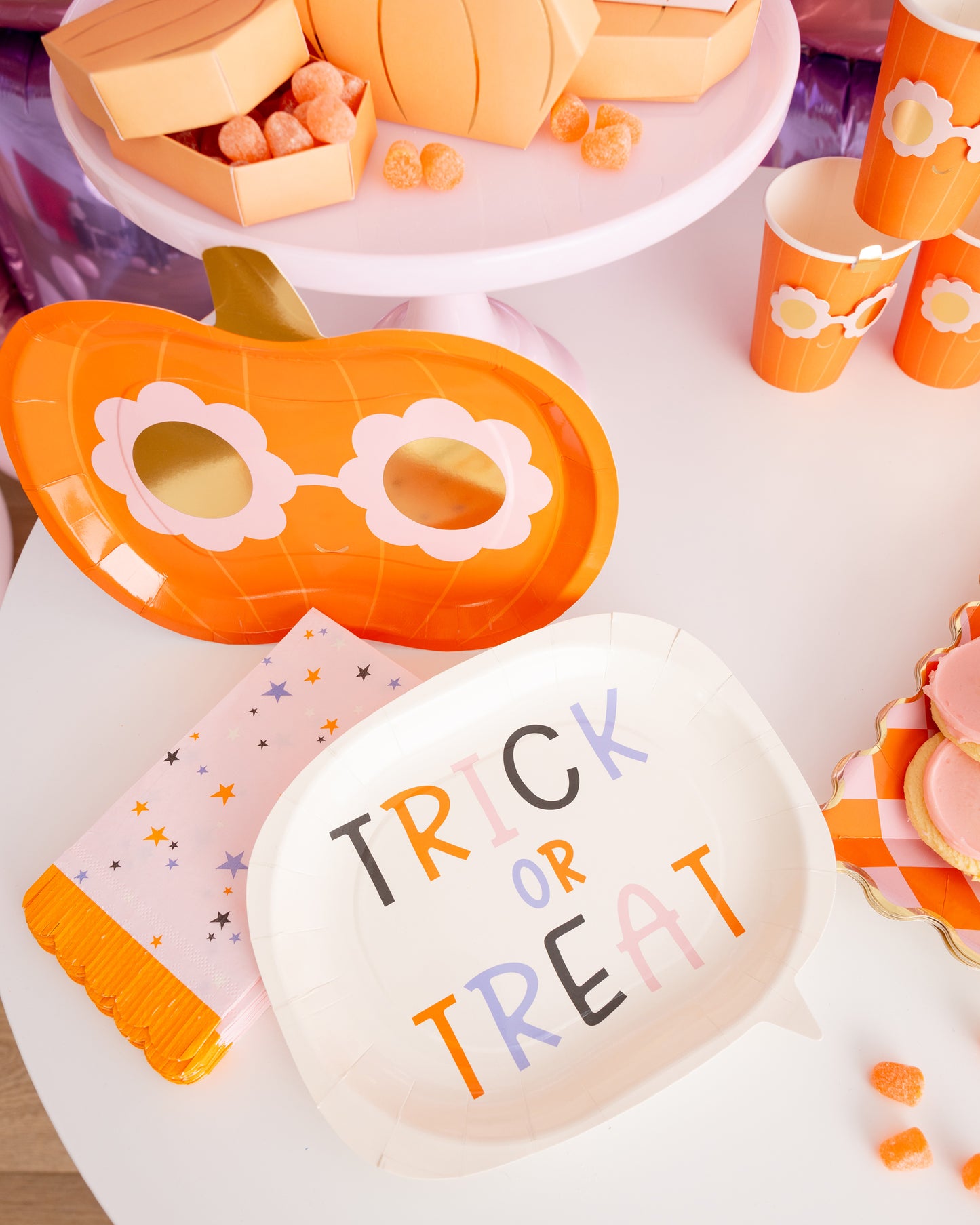 Presale: Groovy Pumpkin Shaped Paper Plate