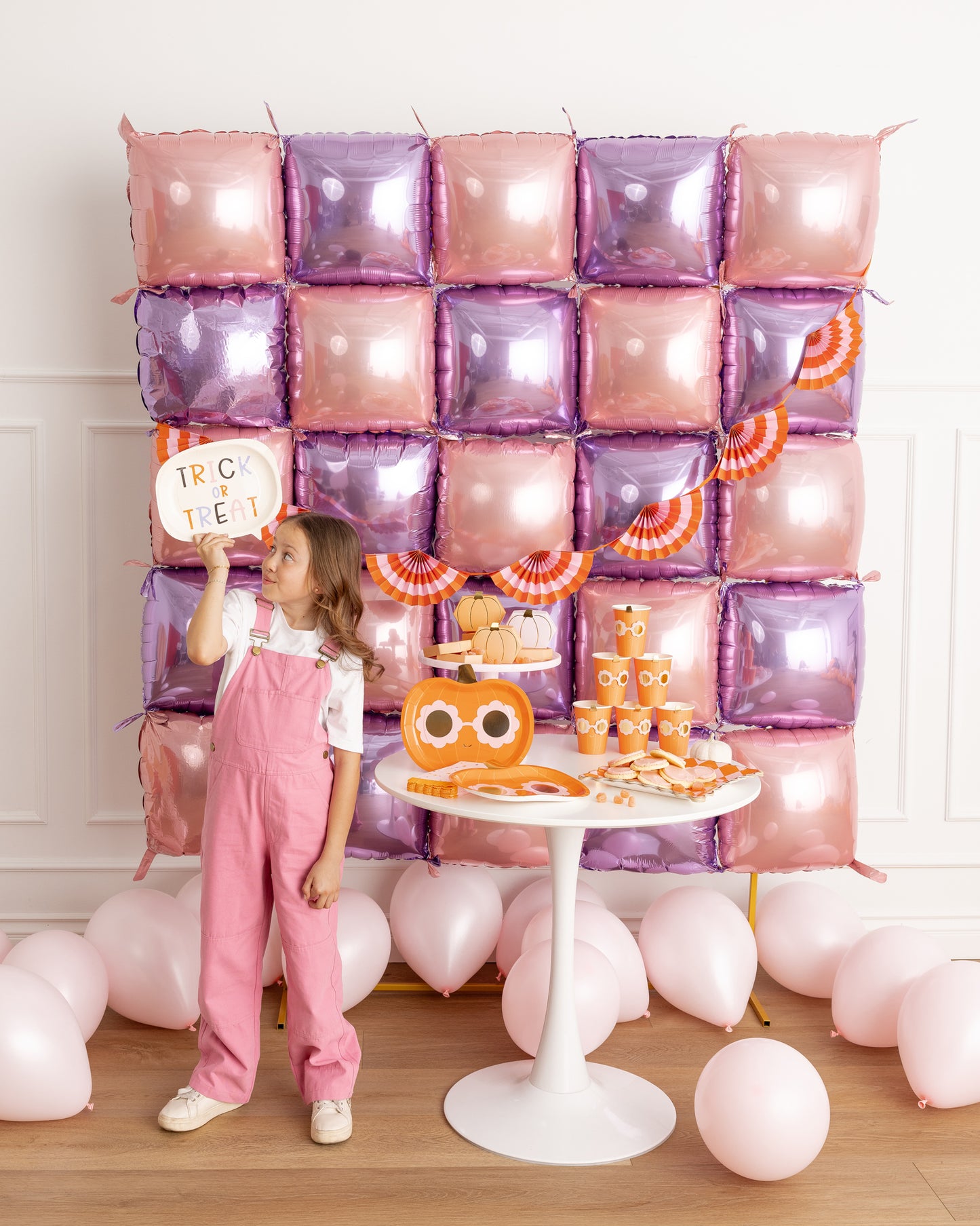 Presale: Trick or Treat Word Bubble Shaped Paper Plate