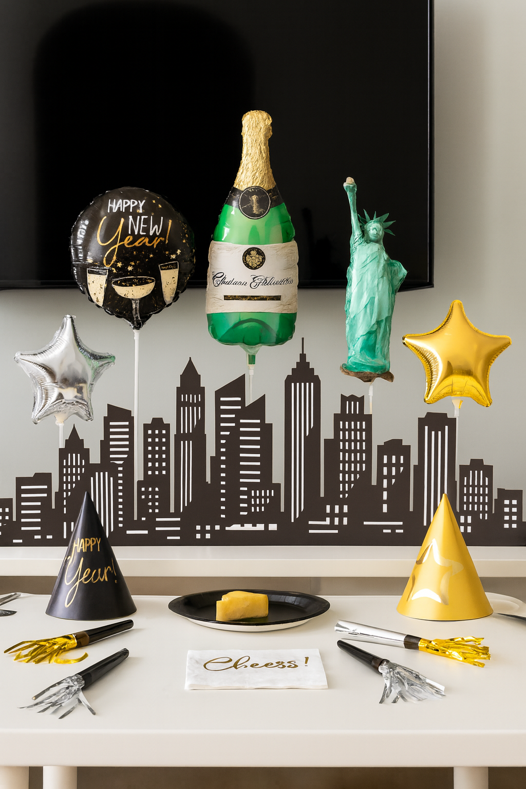 PRESALE: NYC Skyline - Kedziefest Thanksgiving Day Parade Collection