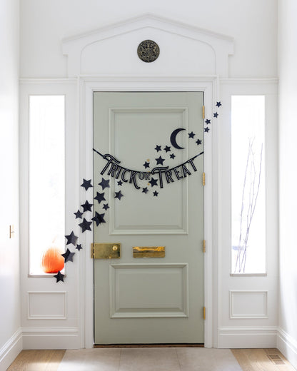 TRICK OR TREAT FELT BANNER