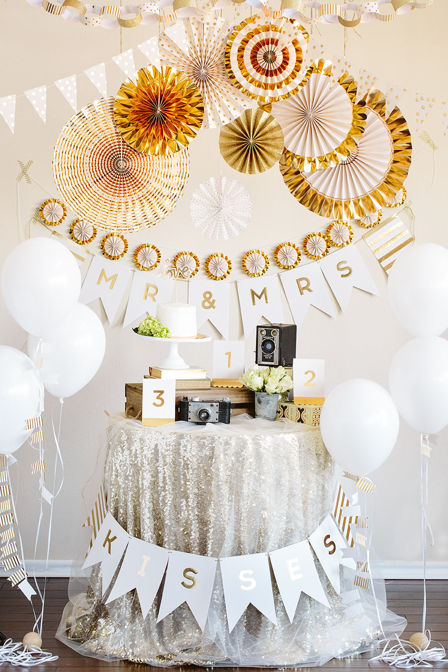 Gold Fancy Party Paper Fans