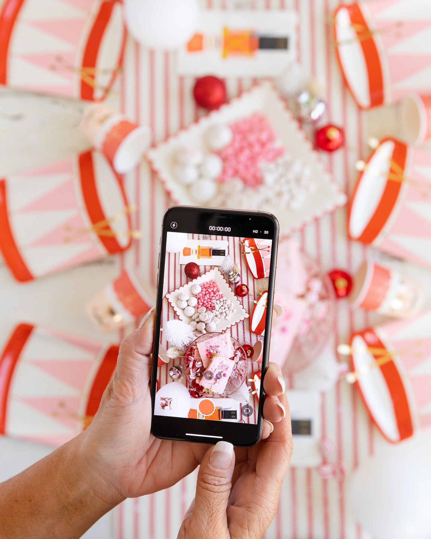 Nutcracker Drum Shaped Plate 9"