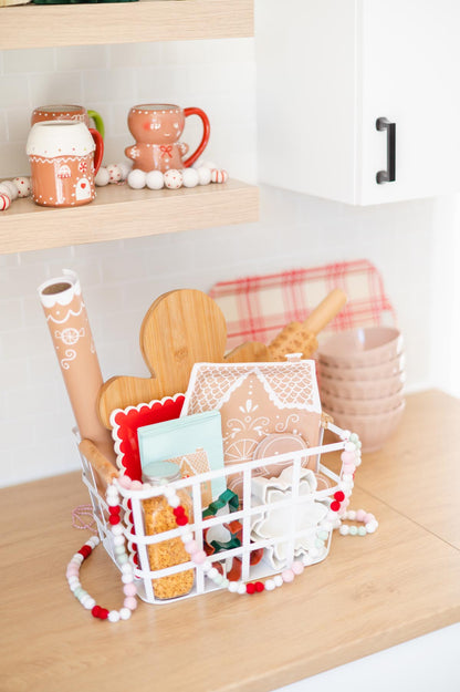 GINGERBREAD SCALLOPED GUEST NAPKIN - Occasions by Shakira Collaboration