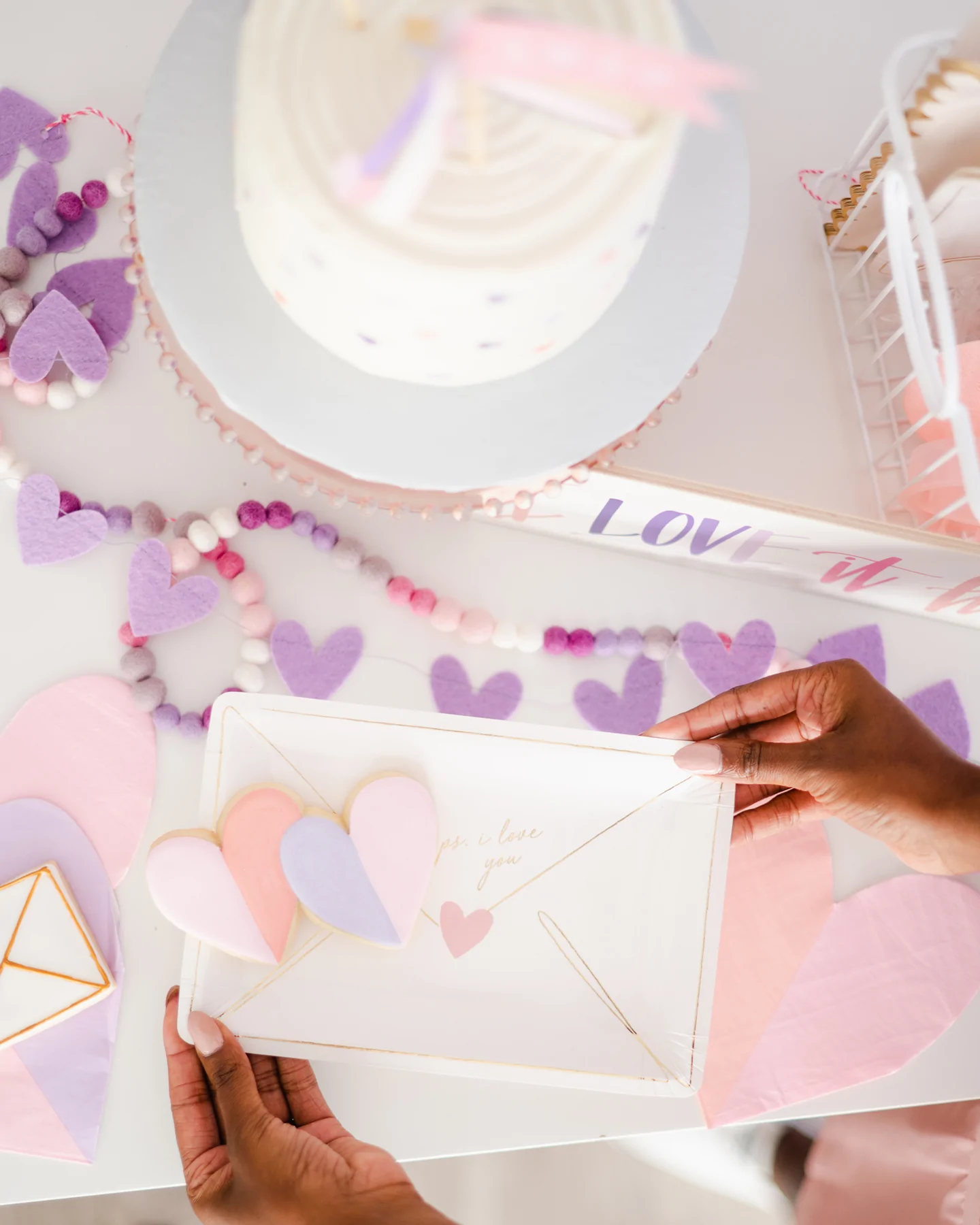 Valentine Love Note Plate - Occasions by Shakira (8)