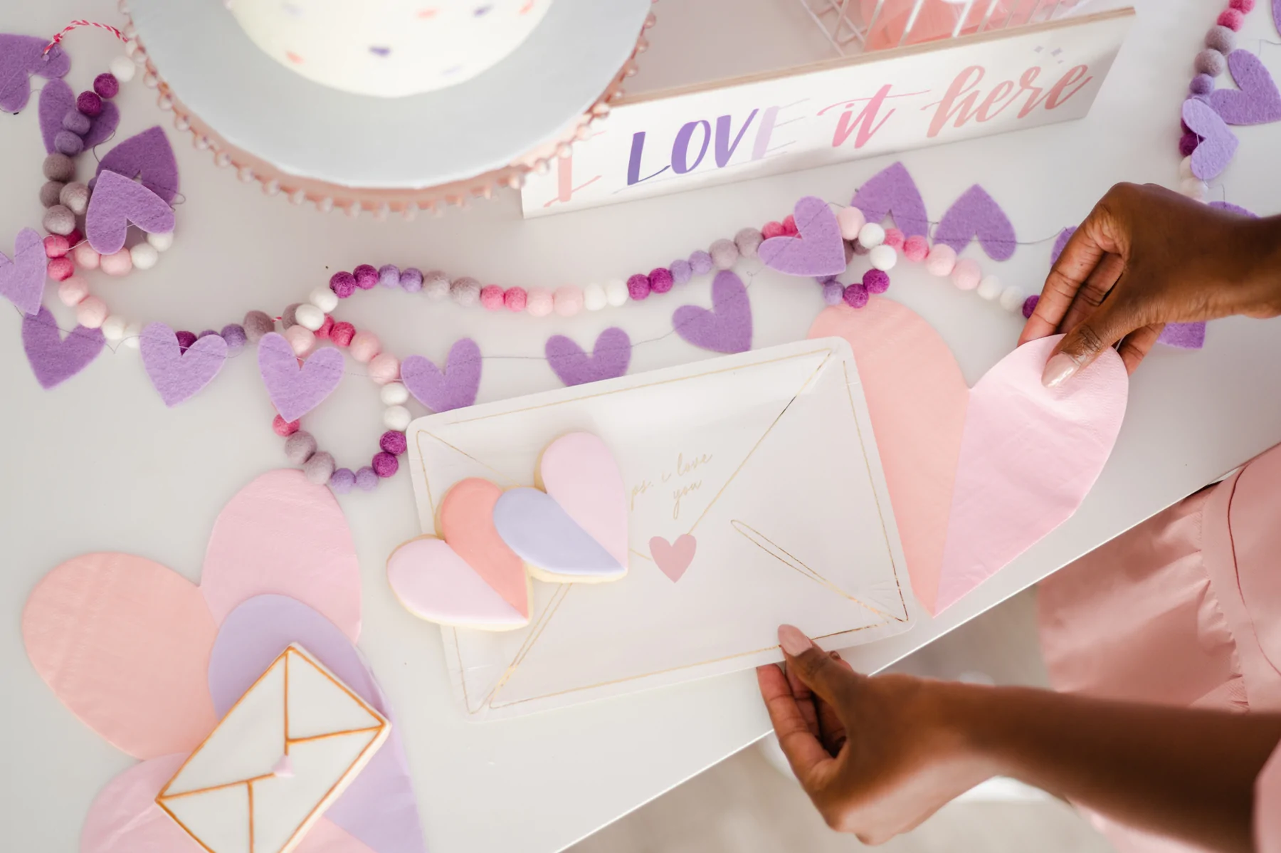 Valentine Love Note Plate - Occasions by Shakira (8)