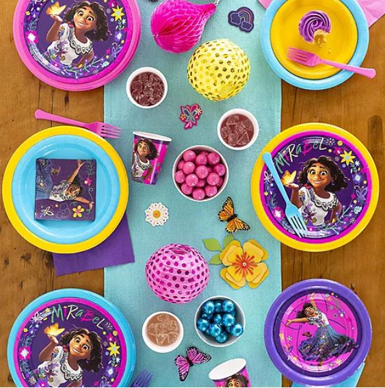 Encanto Beverage Napkins (16)